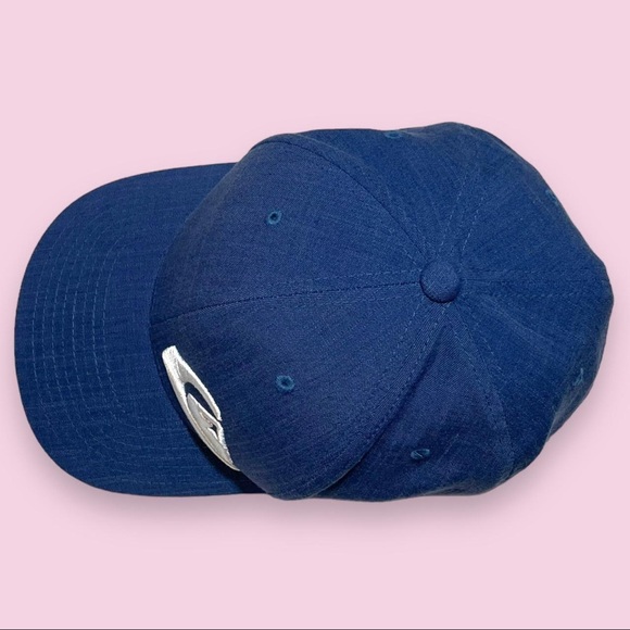 Quiksilver Baseball Cap - Picture 3 of 5